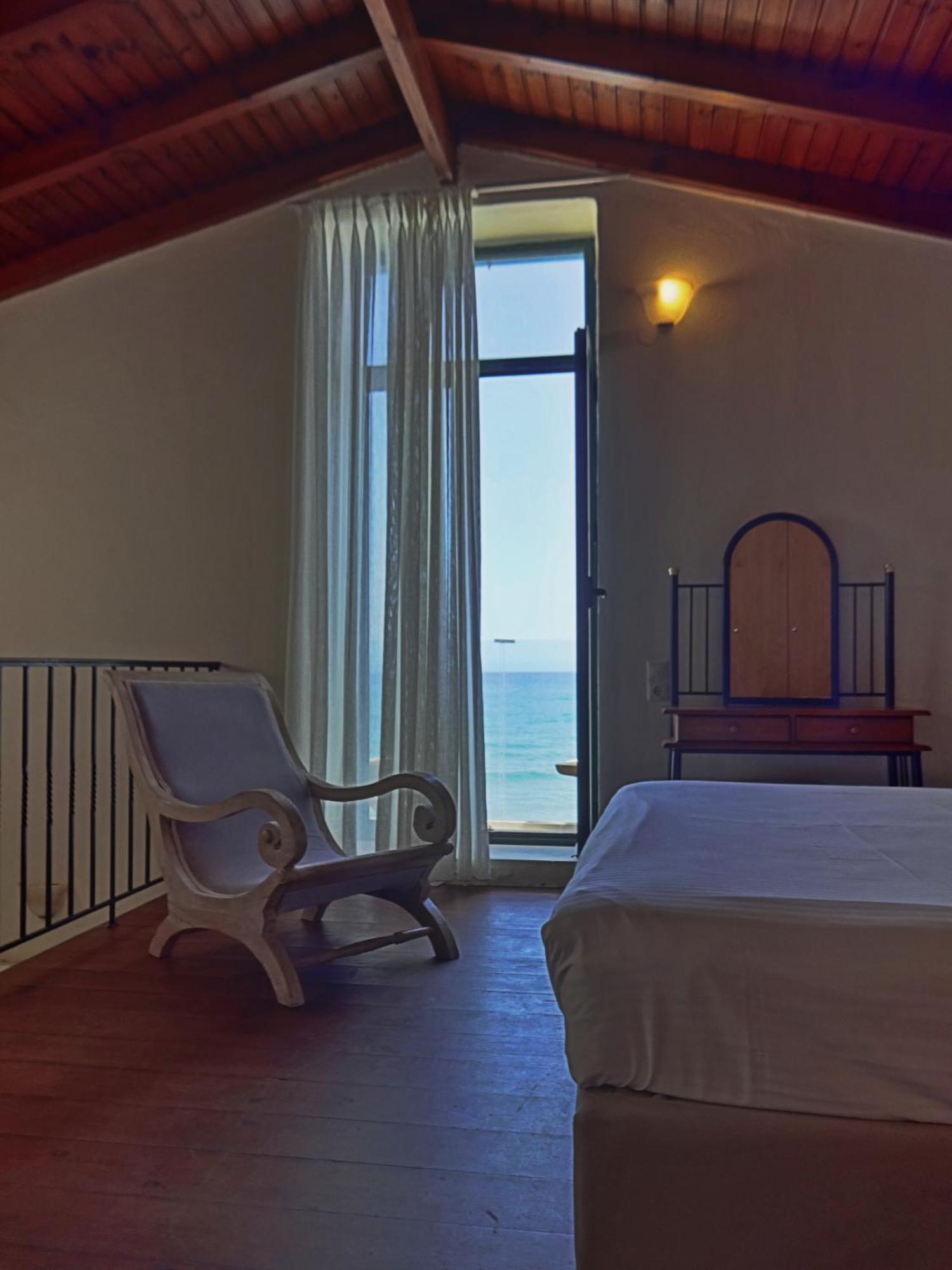 Thalassa Apartments Rethymno Exteriör bild
